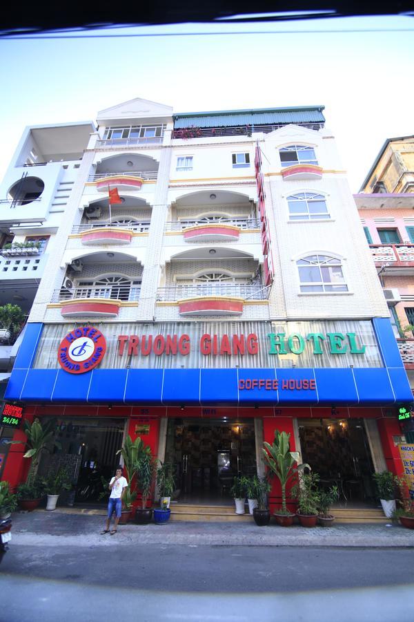 张江酒店 胡志明市 外观 照片