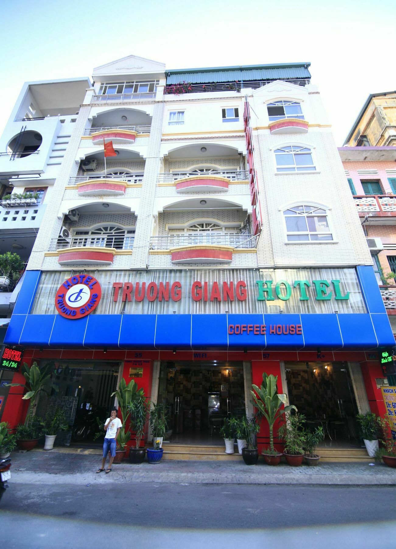 张江酒店 胡志明市 外观 照片
