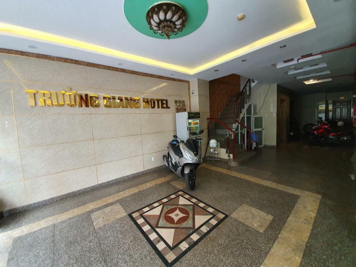 张江酒店 胡志明市 外观 照片